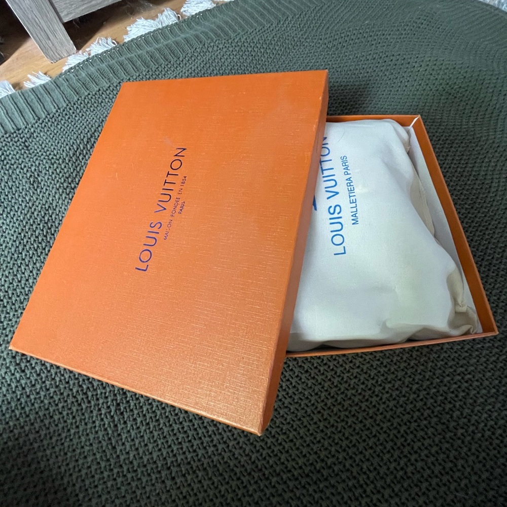 Louis Vuitton Orange Box with Cream Dust Bag